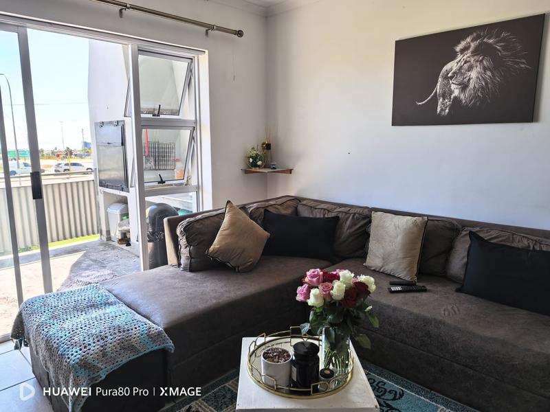 2 Bedroom Property for Sale in Heiderand Western Cape